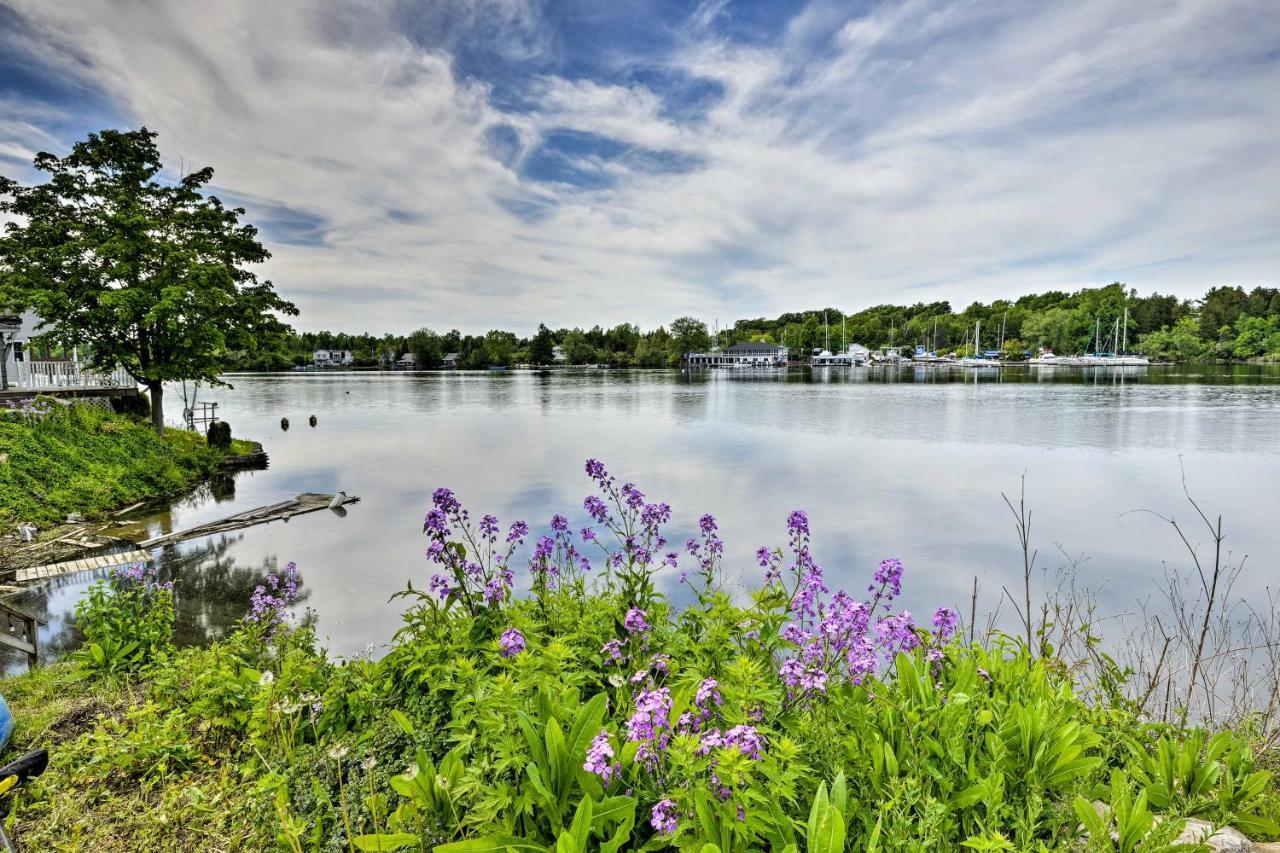 Family Cottage On Chaumont Bay, Walk To Downtown Eksteriør bilde